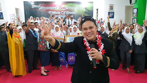 Kembali Mencetak Sejarah, Prince Dr. Damien Dematra Terima Nominasi Nobel Perdamaian damien.png